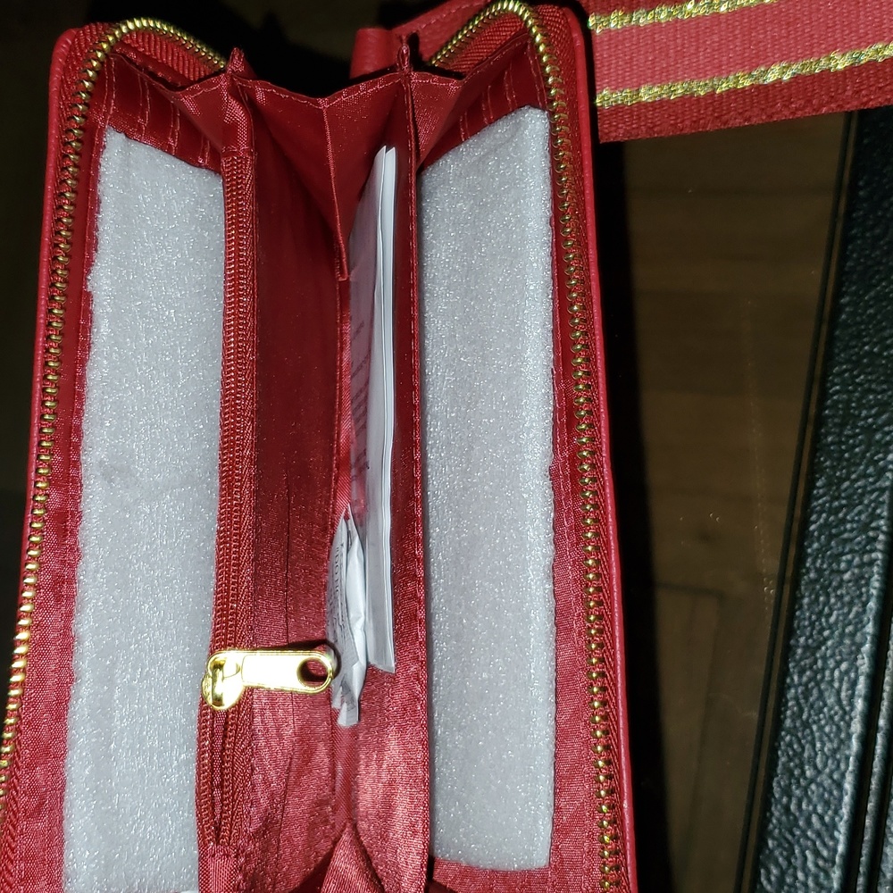 Ladies Wallet - Picture 5 of 5